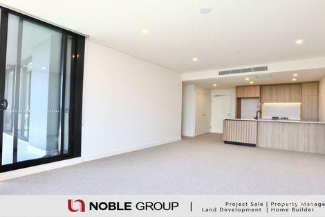 Property photo of 18/14-16 Hill Road Wentworth Point NSW 2127