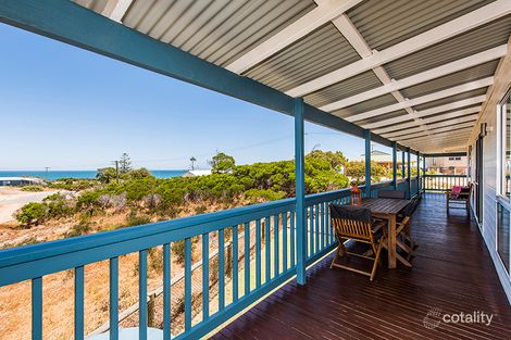 9 Lake View Rd, Preston Beach, WA 6215