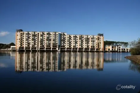 118/25 Lake Orr Dr, Robina, QLD 4226