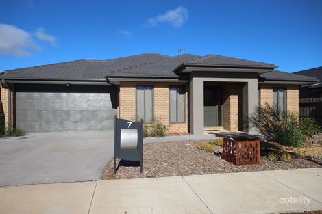 7 Rottness Dr, Armstrong Creek, VIC 3217