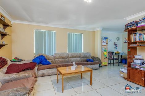 Property photo of 12 Winnunga Place Armadale WA 6112