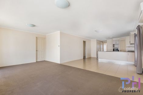 Property photo of 16 Sovereign Gardens Kangaroo Flat VIC 3555