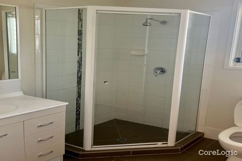 15 Bowerbird Cres, Dakabin, QLD 4503