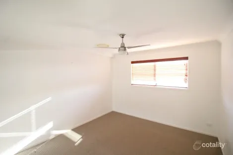 Property photo of 2/10 Alicia Circuit Little Mountain QLD 4551