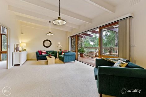 Property photo of 29 Wycliffe Crescent Eltham VIC 3095