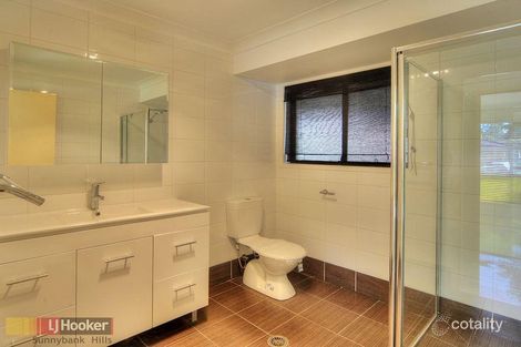 Property photo of 18 Tanglewood Street Runcorn QLD 4113