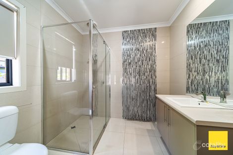 Property photo of 9 Quartz Place Golden Square VIC 3555