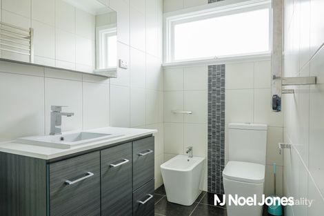 Property photo of 2/14 Kitchener Road Croydon VIC 3136