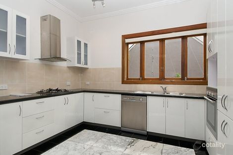 Property photo of 2/112 Kennigo Street Spring Hill QLD 4000