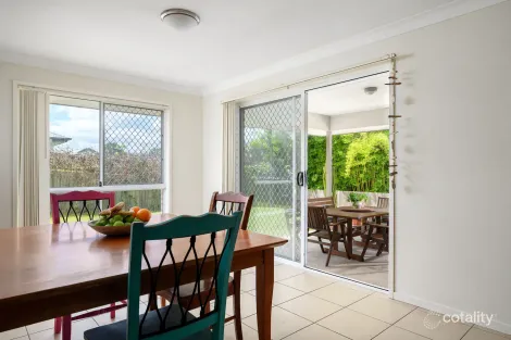 Property photo of 9 Eagle Hawk Drive Southside QLD 4570