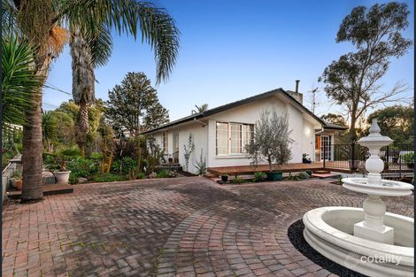 Property photo of 1 Anthony Drive Mount Waverley VIC 3149