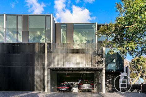 Property photo of 2/631 Orrong Road Toorak VIC 3142