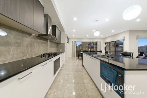 Property photo of 22 Marshy Avenue Cranbourne East VIC 3977