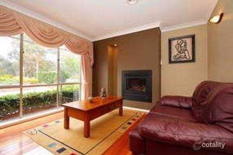 Property photo of 10 Stringybark Place South Morang VIC 3752