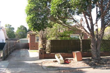 18 Stradbroke Ave, Brighton East, VIC 3187