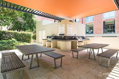 Property photo of 247/36 Crase Street Teneriffe QLD 4005