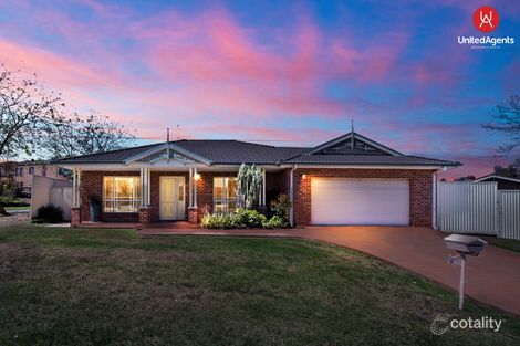 2 Stradbroke Ave, Green Valley, NSW 2168
