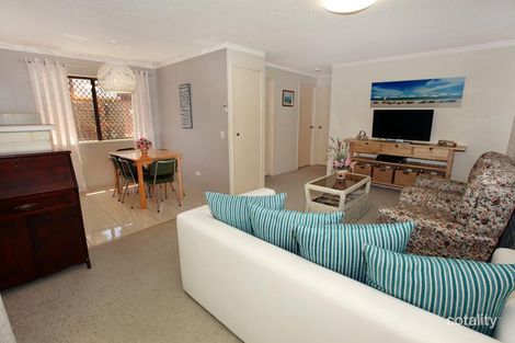 2/24 Goonawarra Dr, Mooloolaba, QLD 4557