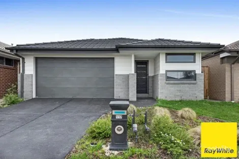 Property photo of 117 Park Orchard Drive Pakenham VIC 3810