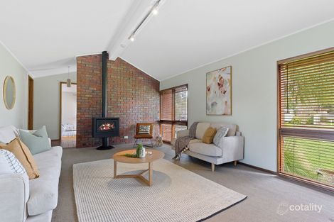 Property photo of 1 McDonald Crescent Flora Hill VIC 3550