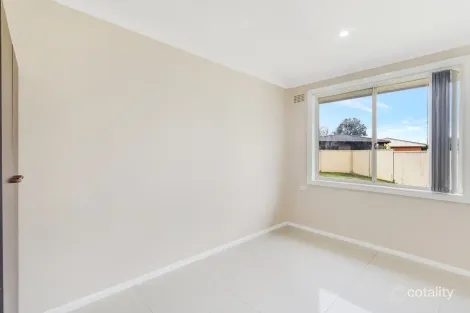 Property photo of 7 Greta Place Cartwright NSW 2168