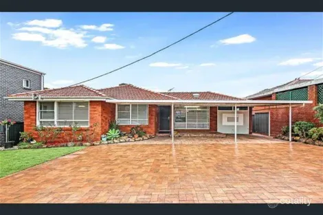 3 Universal Ave, Georges Hall, NSW 2198