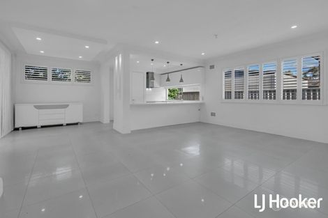 26 Gaskin Rd, Kenwick, WA 6107