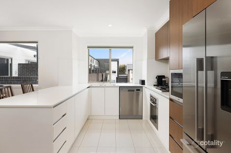 Property photo of 1/8 Henry Kendall Street Franklin ACT 2913