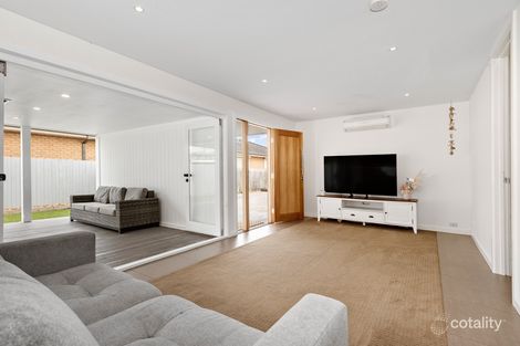 Property photo of 4 Coveside Avenue Safety Beach VIC 3936