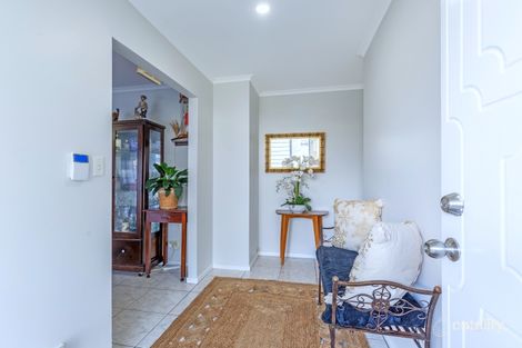 Property photo of 41 Wenlock Crescent Springwood QLD 4127