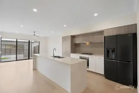 Property photo of 61 Kookaburra Circuit Rochedale QLD 4123