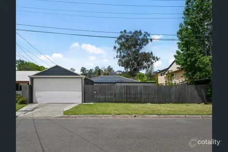 11 Durness St, Kenmore, QLD 4069