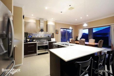 Property photo of 20 Darwin Way Pakenham VIC 3810