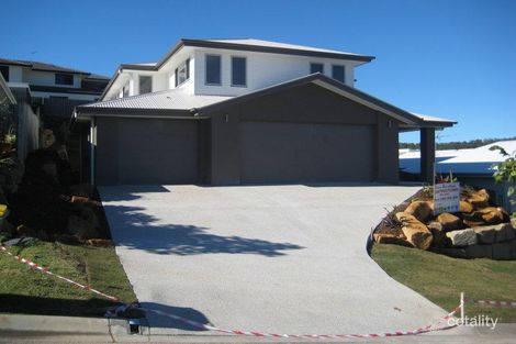 4 Maslin Ch, Pacific Pines, QLD 4211