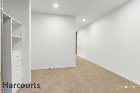Property photo of 512A/118 Cairnlea Drive Cairnlea VIC 3023