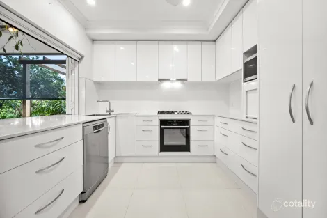 Property photo of 14 Staghorn Close Kamerunga QLD 4870