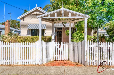 Property photo of 101 Mallard Way Cannington WA 6107