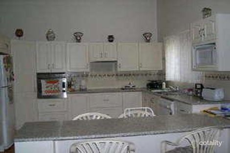 Property photo of 31 Wendy Drive Point Clare NSW 2250