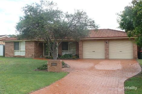 9 Oatlands Ct, Wattle Grove, NSW 2173