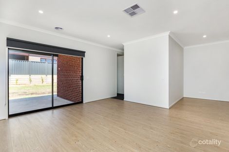 Property photo of 24 Tarrnook Drive Strathfieldsaye VIC 3551