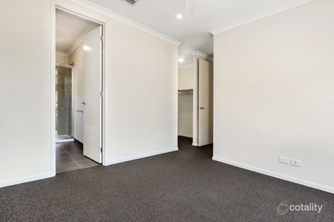 Property photo of 24 Tarrnook Drive Strathfieldsaye VIC 3551