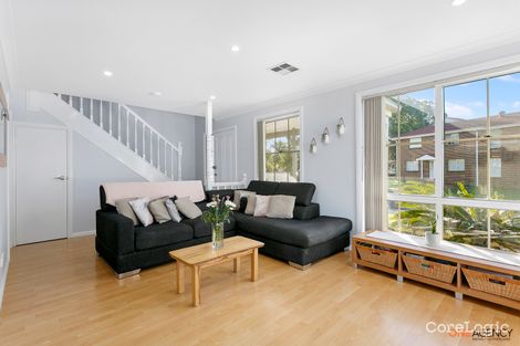 Property photo of 3 Hilloak Way Menai NSW 2234