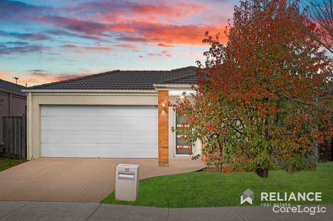 Property photo of 19 Heatherbell Avenue Point Cook VIC 3030
