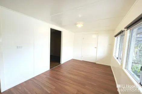 Property photo of 63 Sirius Street Clermont QLD 4721