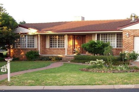 Property photo of 2 Joseph Brown Place Oxley Vale NSW 2340