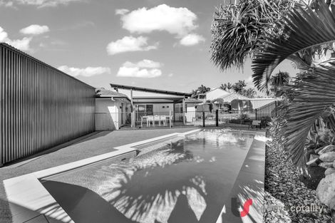 Property photo of 8 Mulberry Court Victoria Point QLD 4165