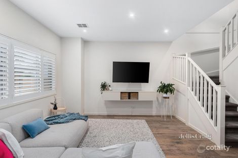 Property photo of 2/1252 Main Road Eltham VIC 3095