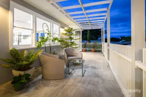 Property photo of 3 Baird Street Eastern Heights QLD 4305