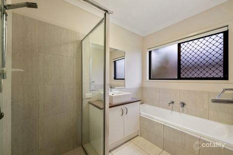 Property photo of 17 Forest Pines Boulevard Forest Glen QLD 4556