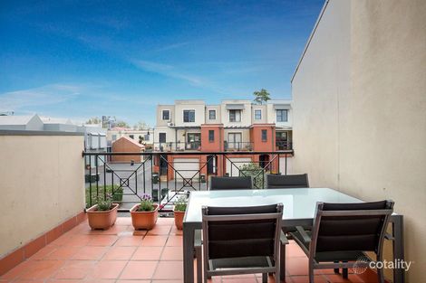 Property photo of 19 McNamara Mews Kensington VIC 3031